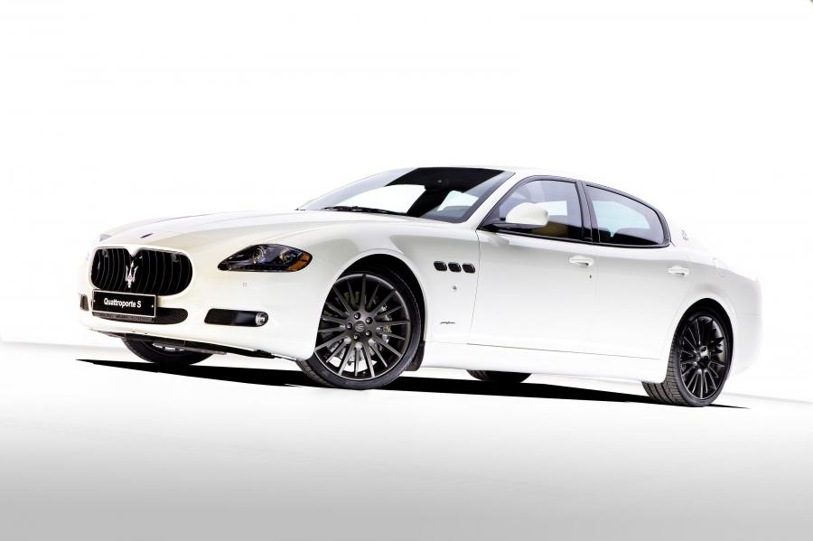  Maserati Quattroporte 2008 года  (фото 1 из 197)